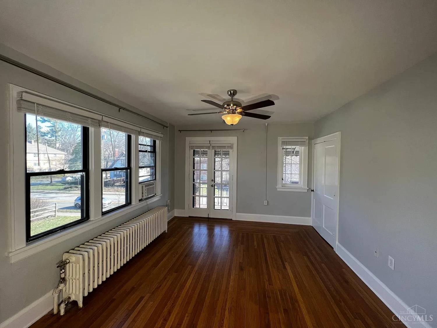 5801 Ridge Avenue Cincinnati, OH 45213 - Photo 29 of 39