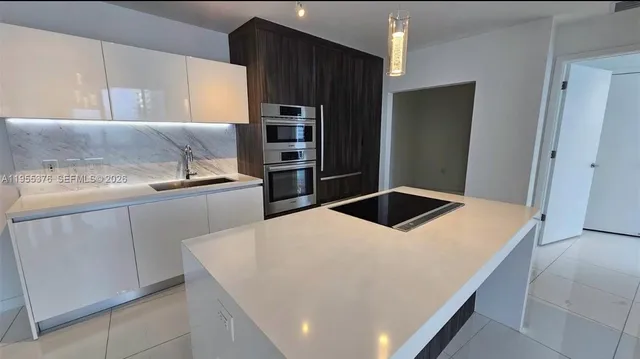 $7,500 | 851 Northeast 1st Avenue, Unit 3603, Miami, FL 33132