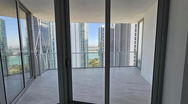 $7,500 | 851 Northeast 1st Avenue, Unit 3603, Miami, FL 33132