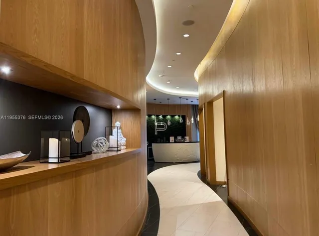 $7,500 | 851 Northeast 1st Avenue, Unit 3603, Miami, FL 33132