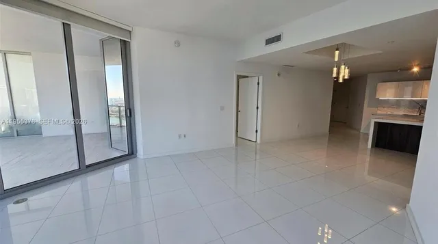 $7,500 | 851 Northeast 1st Avenue, Unit 3603, Miami, FL 33132