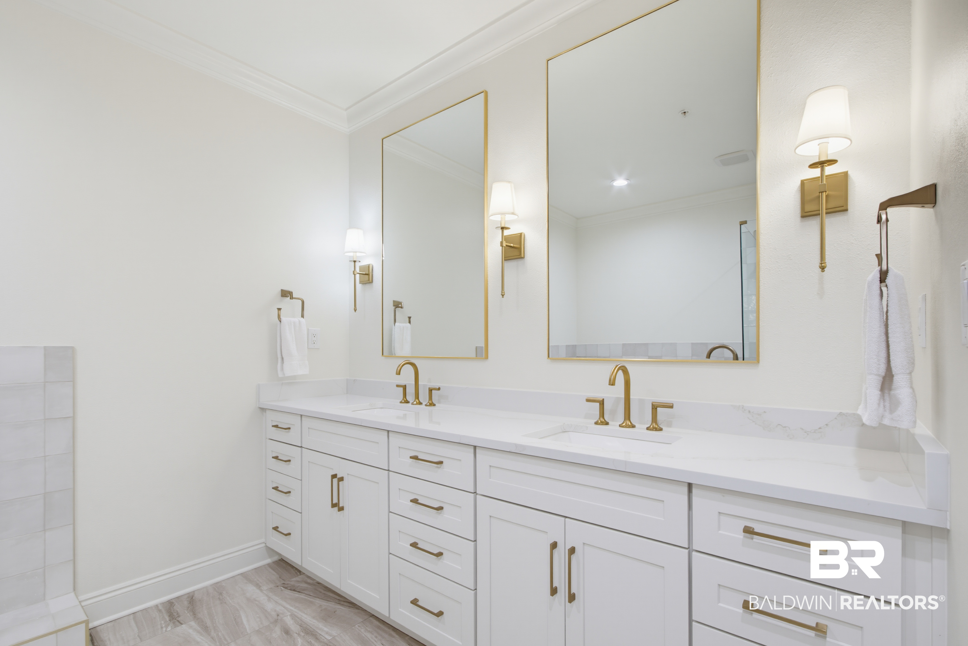 28250 Canal Road, Unit E2 Orange Beach, AL 36561 - Photo 24 of 76 Primary Bath Ensuite