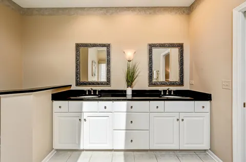 $719,000 | 1187 Arborside Drive, Aurora, IL 60502