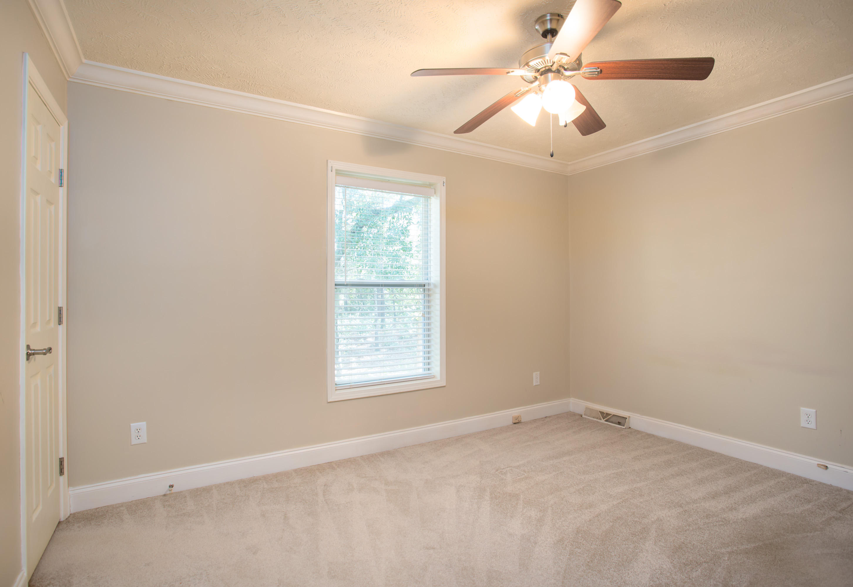 1221 Tuxbury Road Bonneau, SC 29431 - Photo 17 of 25 1122 Tuxbury Rd-17