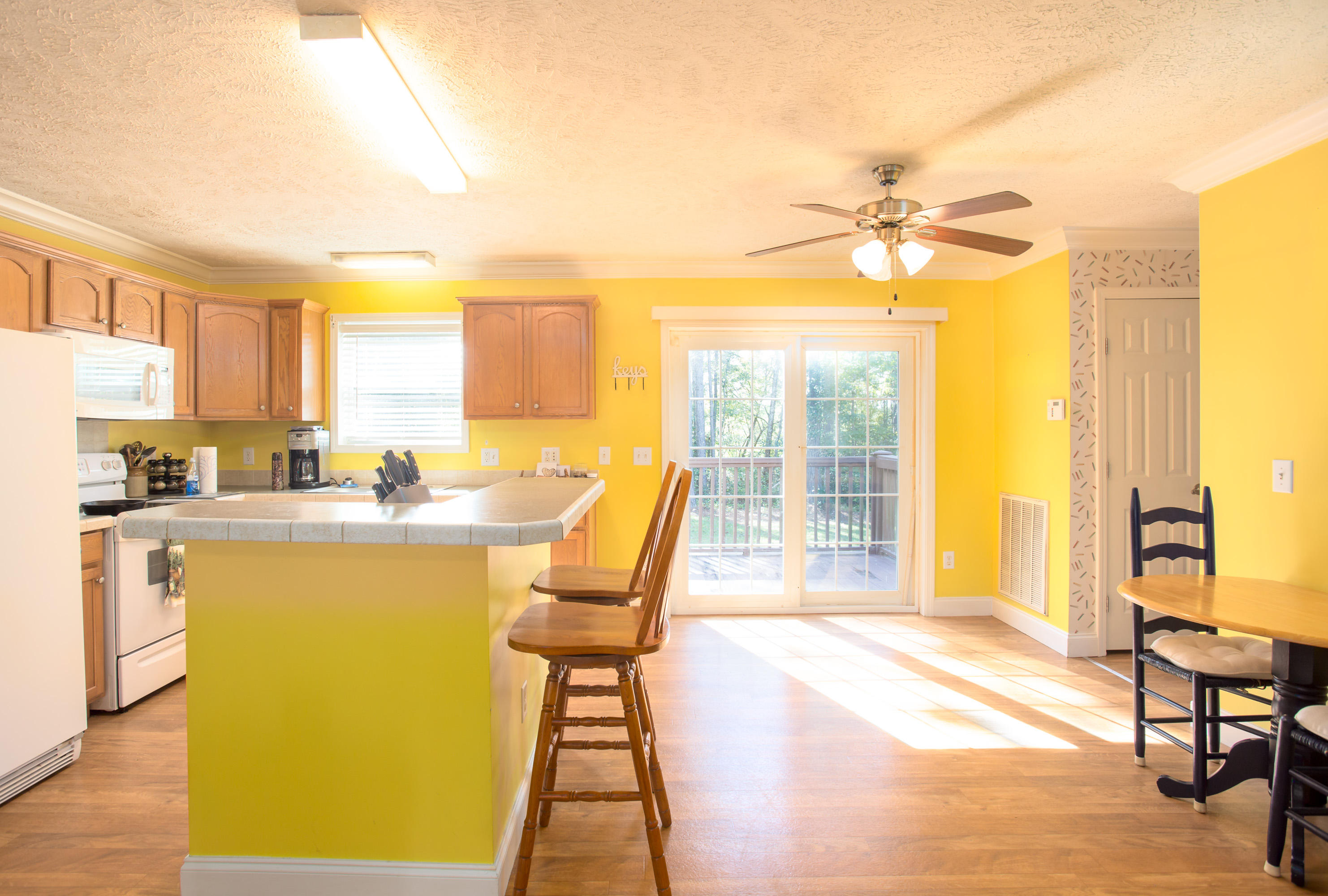 1221 Tuxbury Road Bonneau, SC 29431 - Photo 6 of 25 1122 Tuxbury Rd-6