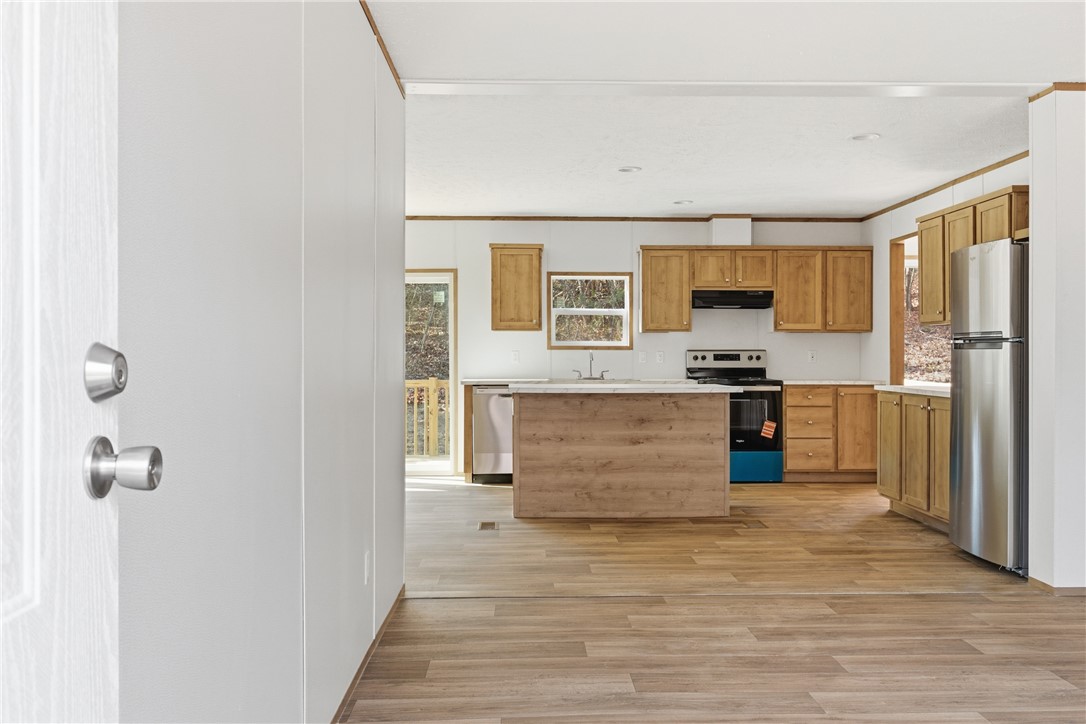 149 Newton Road Pickens, SC 29671 - Photo 6 of 29