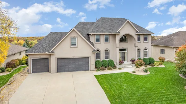 $1,190,000 | 2210 Lancaster Avenue Northeast, St. Michael, MN 55376