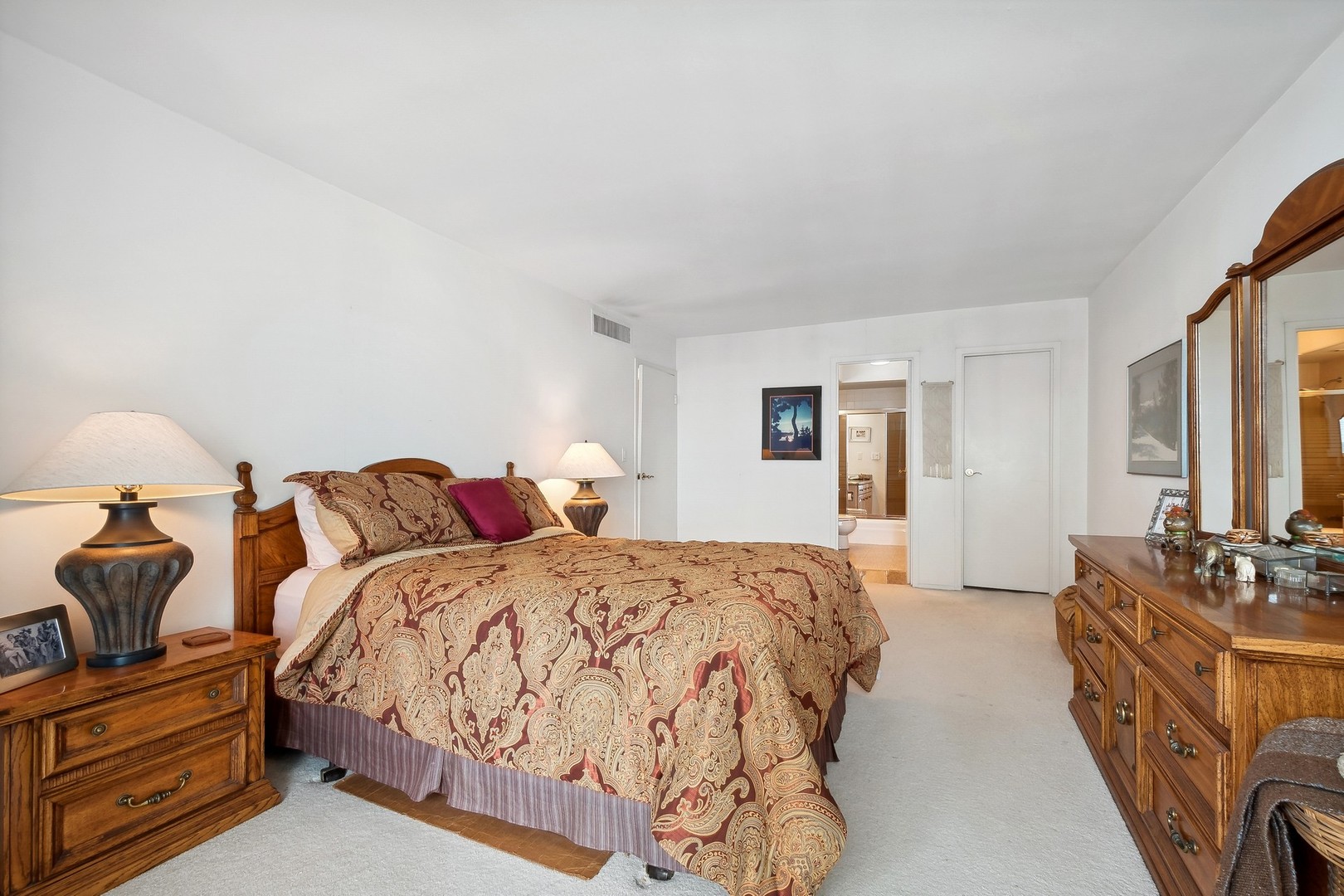 6033 North Sheridan Road, Unit 29B Chicago, IL 60660 - Photo 23 of 58