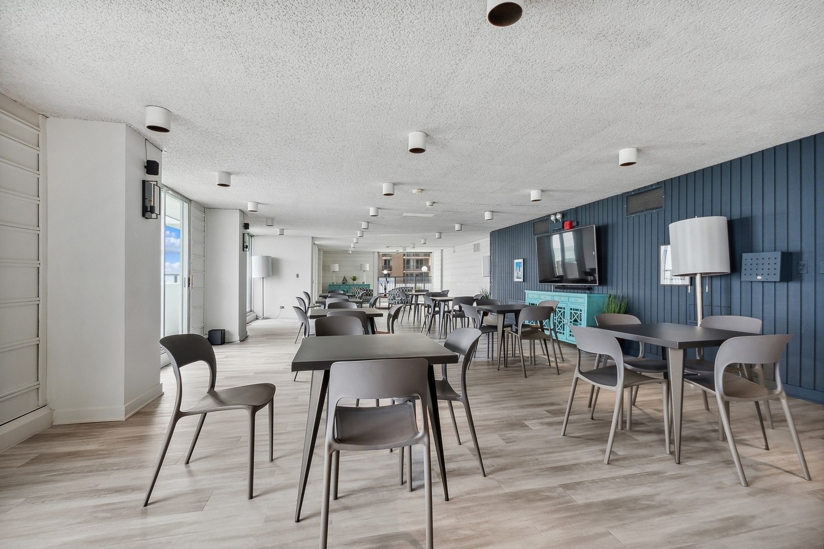 6033 North Sheridan Road, Unit 29B Chicago, IL 60660 - Photo 38 of 58