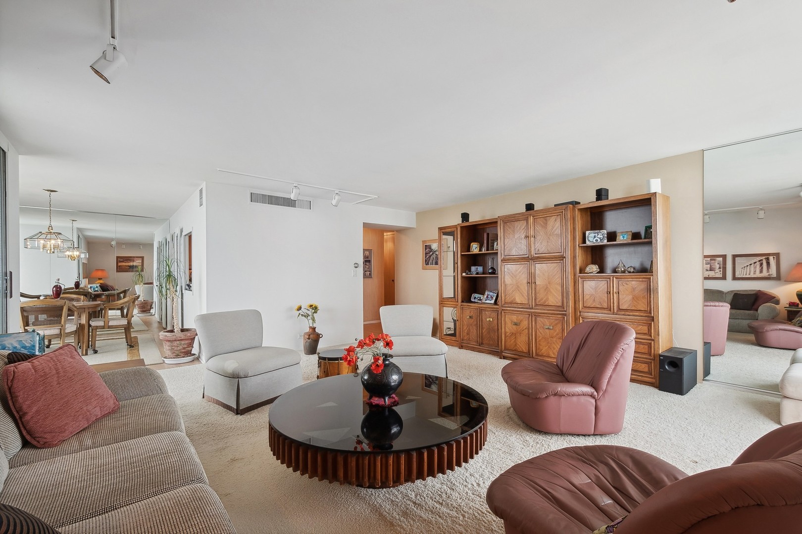 6033 North Sheridan Road, Unit 29B Chicago, IL 60660 - Photo 10 of 58