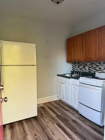 $800 | 712 Reid Street, Greensboro, NC 27406