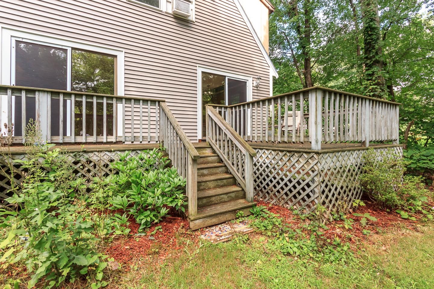 14 Emerald Drive Derry, NH 03038 - Photo 2 of 40