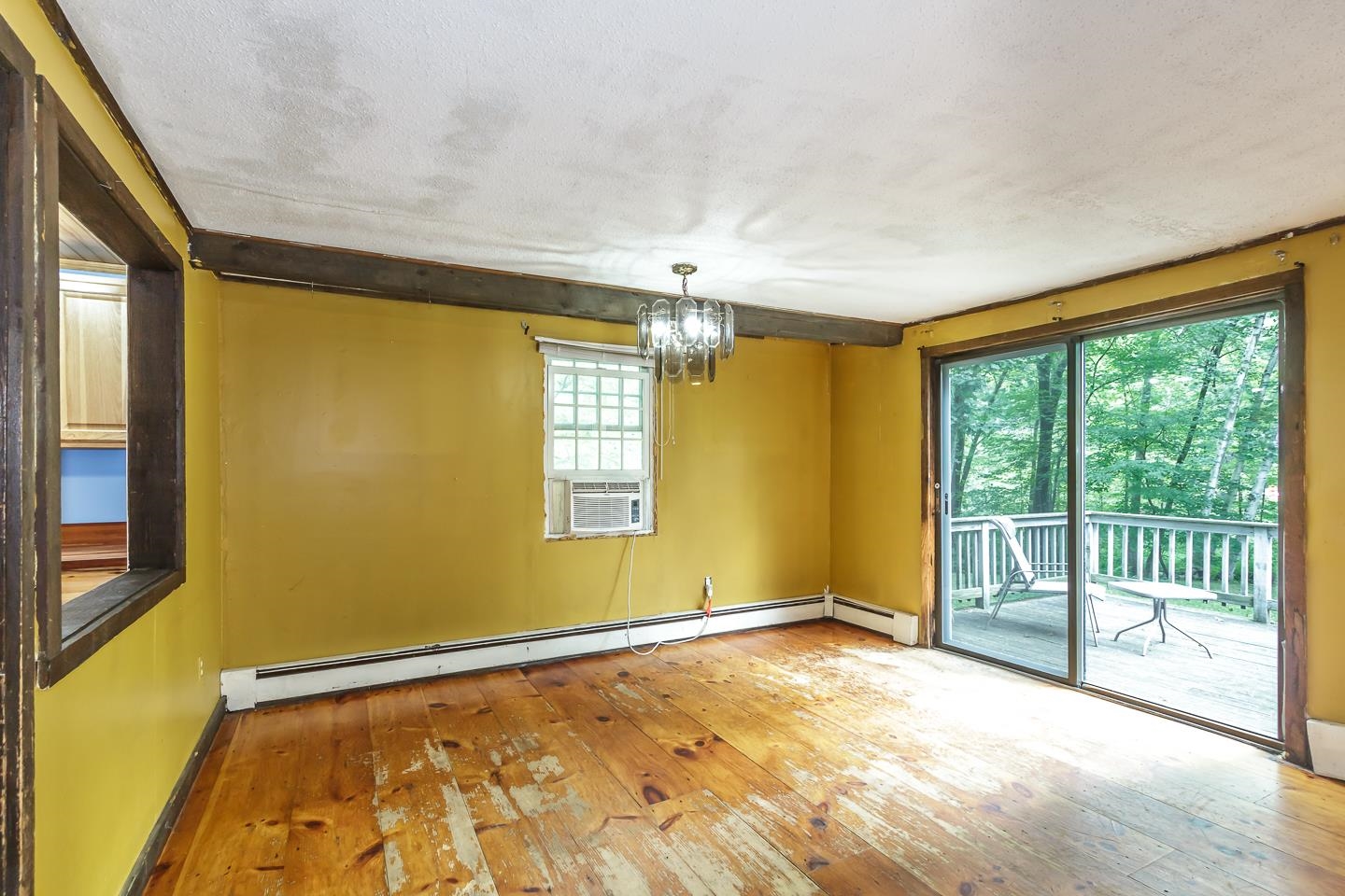 14 Emerald Drive Derry, NH 03038 - Photo 9 of 40