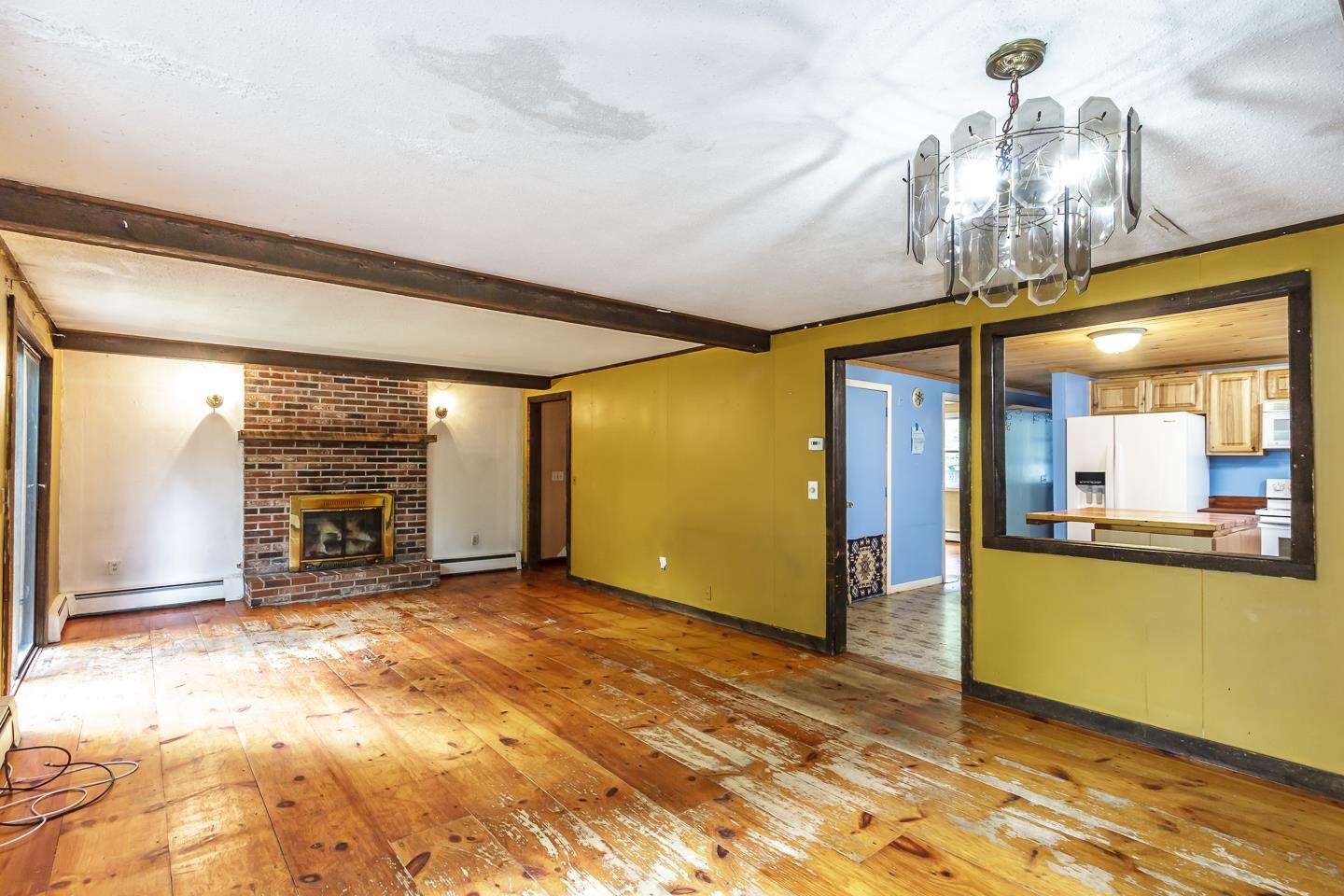 14 Emerald Drive Derry, NH 03038 - Photo 10 of 40