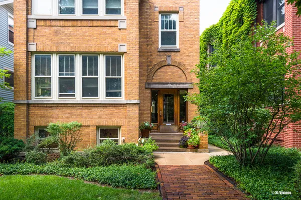 $2,500 | 3826 North Monticello Avenue, Unit 1, Chicago, IL 60618