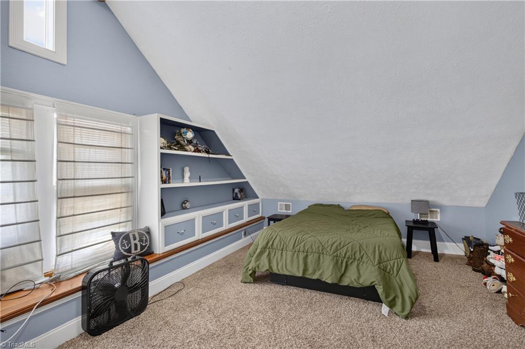 2441 Cunningham Road Thomasville, NC 27360 - Photo 23 of 43