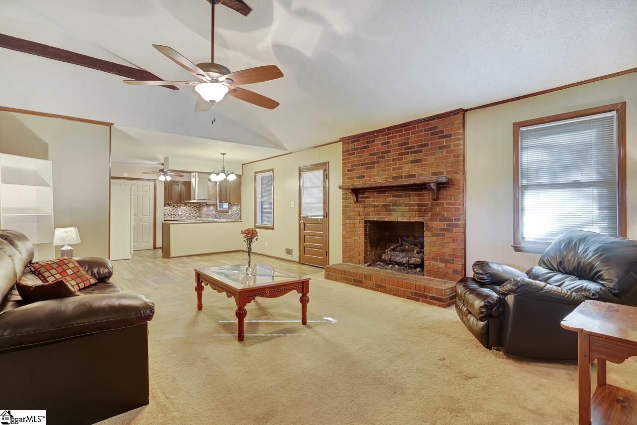 117 Wren Lane Inman, SC 29349 - Photo 2 of 17 Gallery Image 2