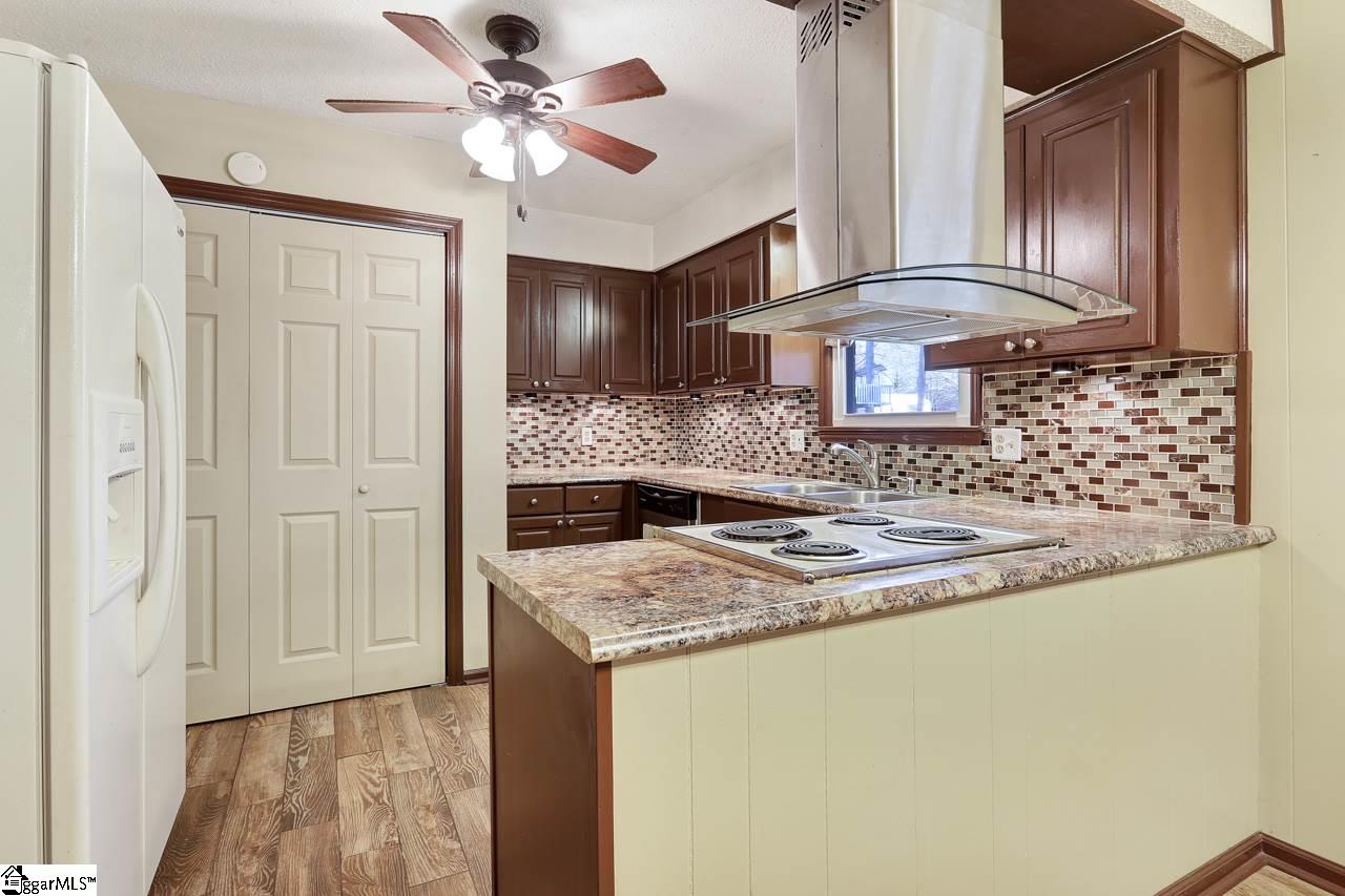 117 Wren Lane Inman, SC 29349 - Photo 3 of 17 Gallery Image 3