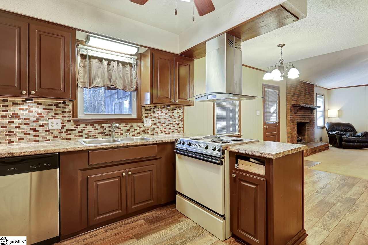 117 Wren Lane Inman, SC 29349 - Photo 4 of 17 Gallery Image 4