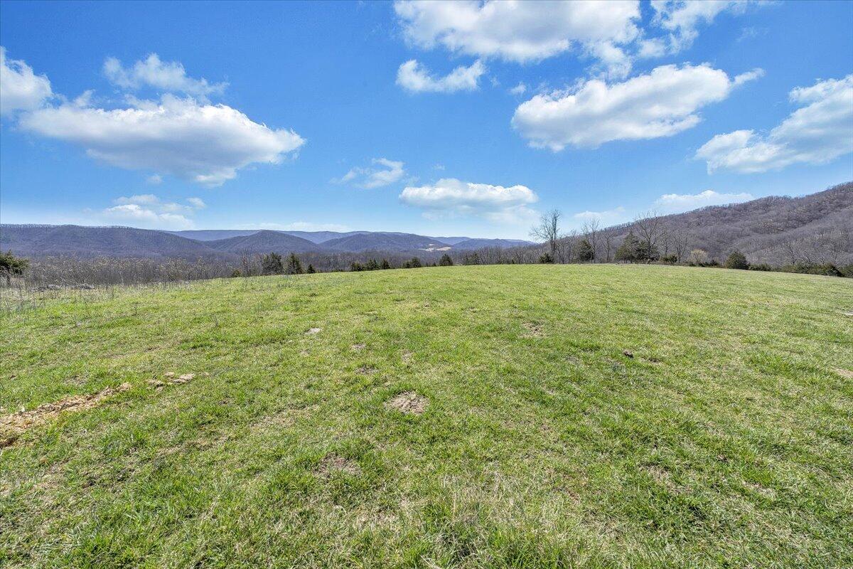 5001-5715 Willow Bend Road Union, WV 24983 - Photo 10 of 57 Gallery Image 10