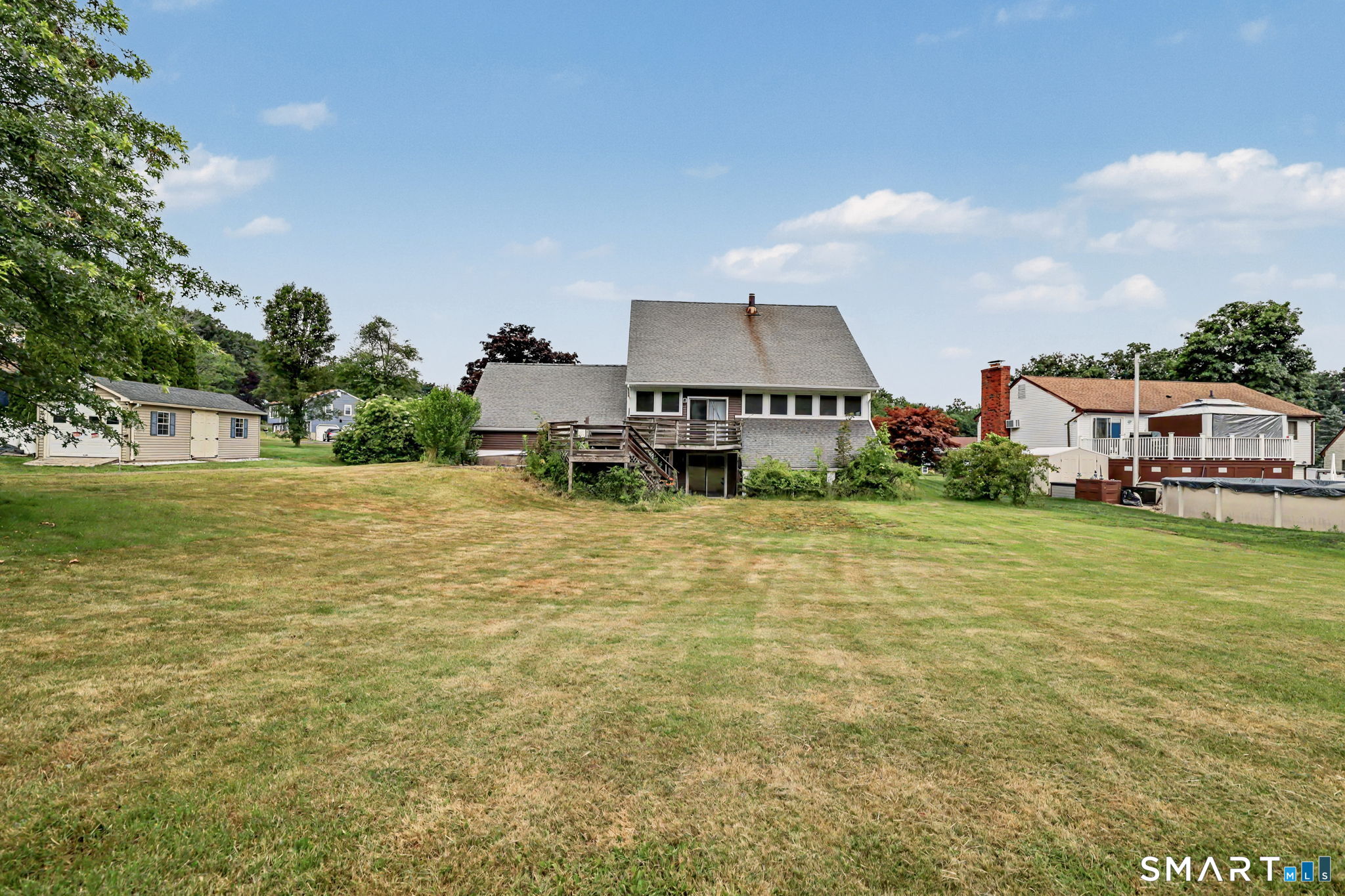111 Daisy Circle Bristol, CT 06010 - Photo 6 of 40