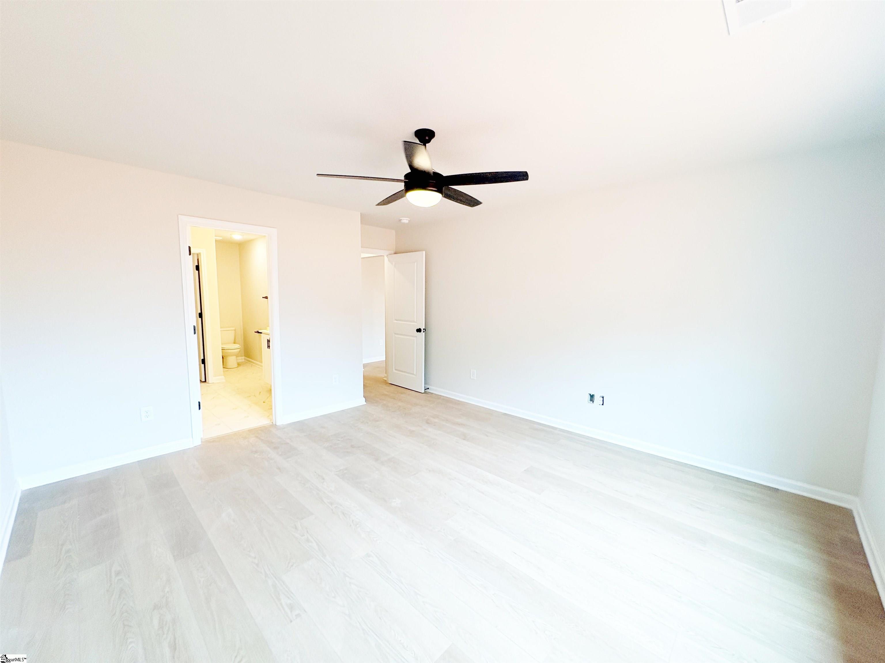 601 South Mountain View Road Greer, SC 29651 - Photo 15 of 33