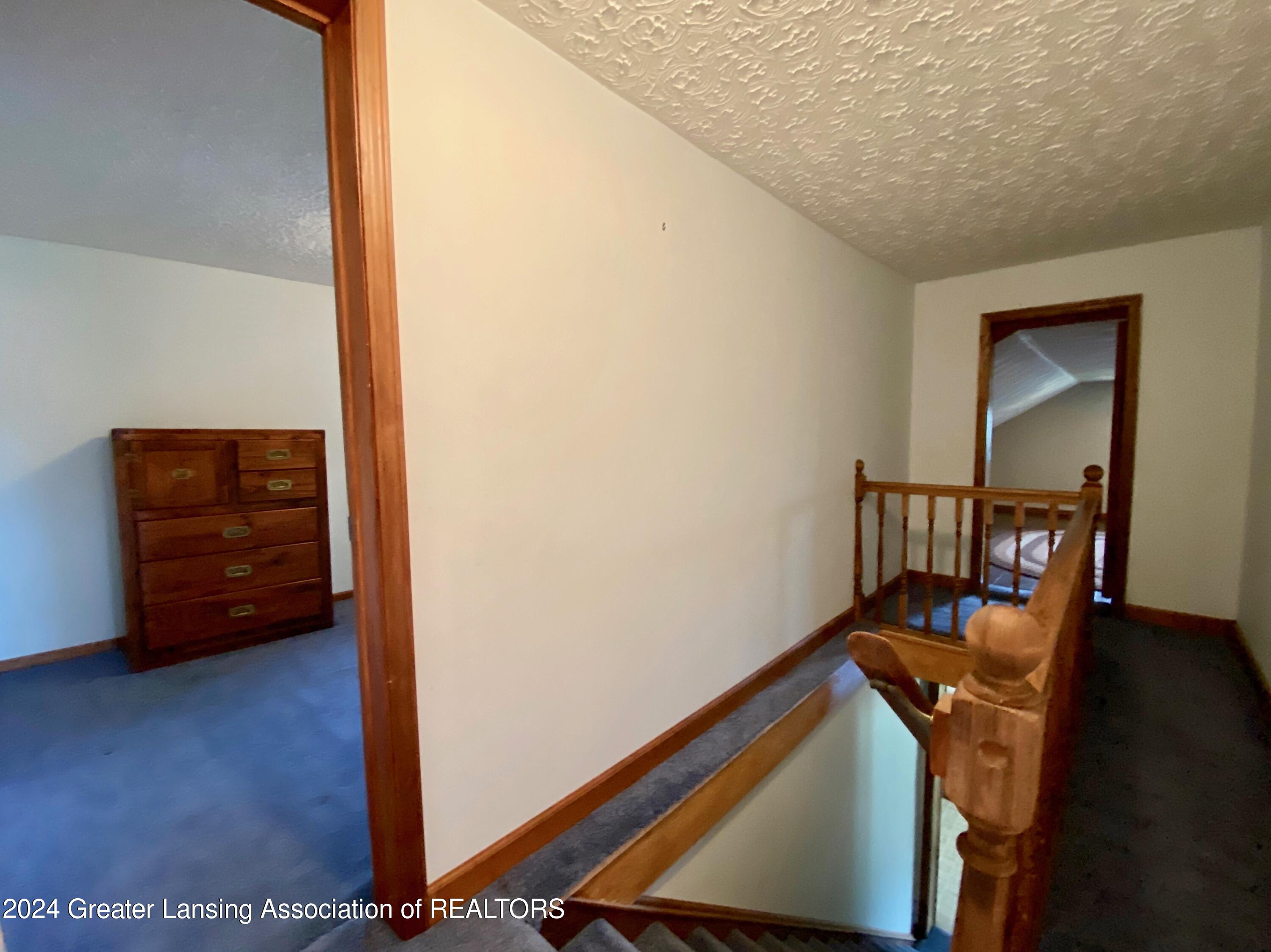 2804 West Kinley Road St. Johns, MI 48879 - Photo 32 of 59 Upper Level