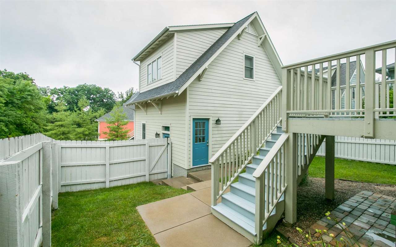 1075 Foster Road Iowa City, IA 52245 - Photo 4 of 24 Gallery Image 4