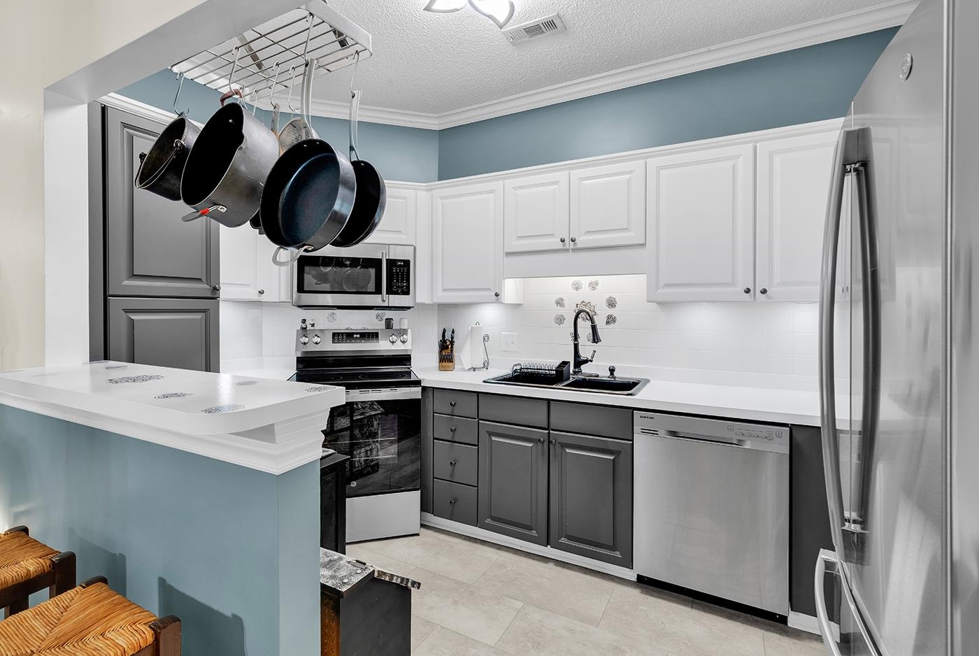5205 Sweetwater Boulevard, Unit 5205 Murrells Inlet, SC 29576 - Photo 8 of 40