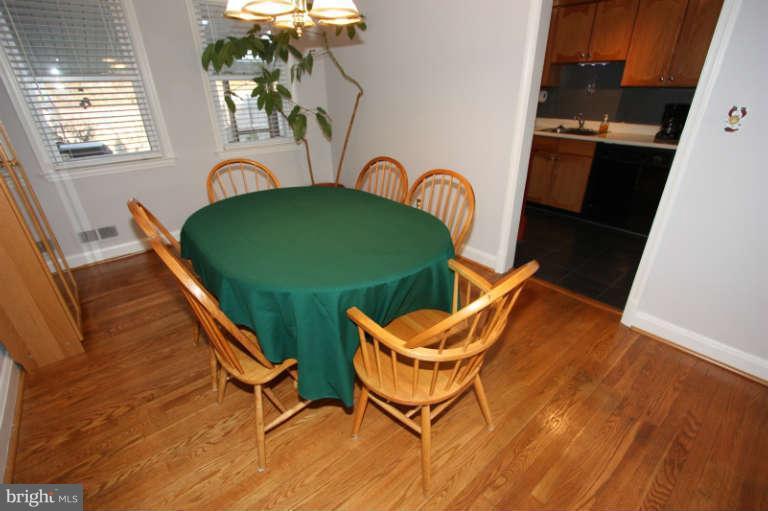 1622 Thetford Road Towson, MD 21286 - Photo 13 of 30 Dining Room