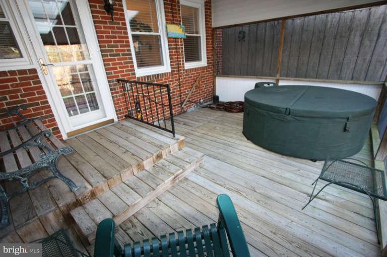 1622 Thetford Road Towson, MD 21286 - Photo 24 of 30 Exterior (Rear)