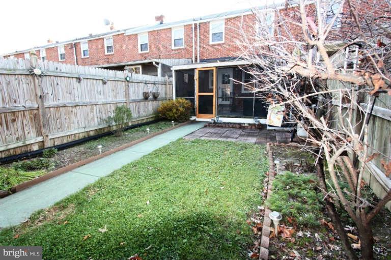 1622 Thetford Road Towson, MD 21286 - Photo 26 of 30 Exterior (Rear)