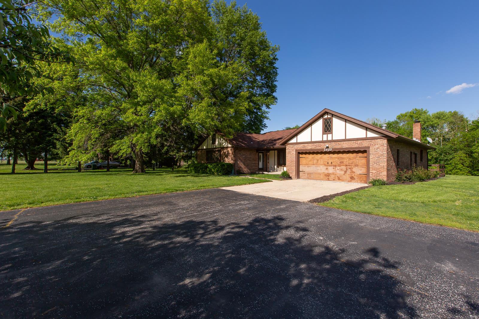 2520 Eidmann Road Belleville, IL 62221 - Photo 2 of 51