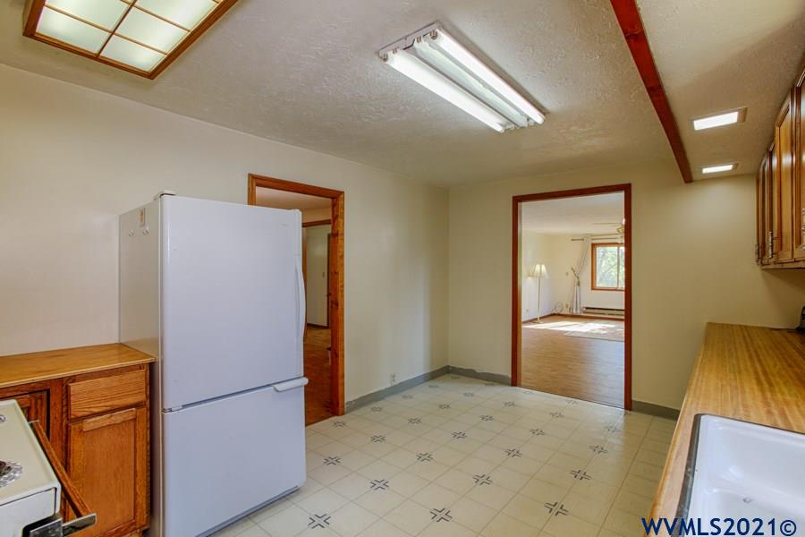 6941 Witzel Road Southeast Turner, OR 97392 - Photo 13 of 31