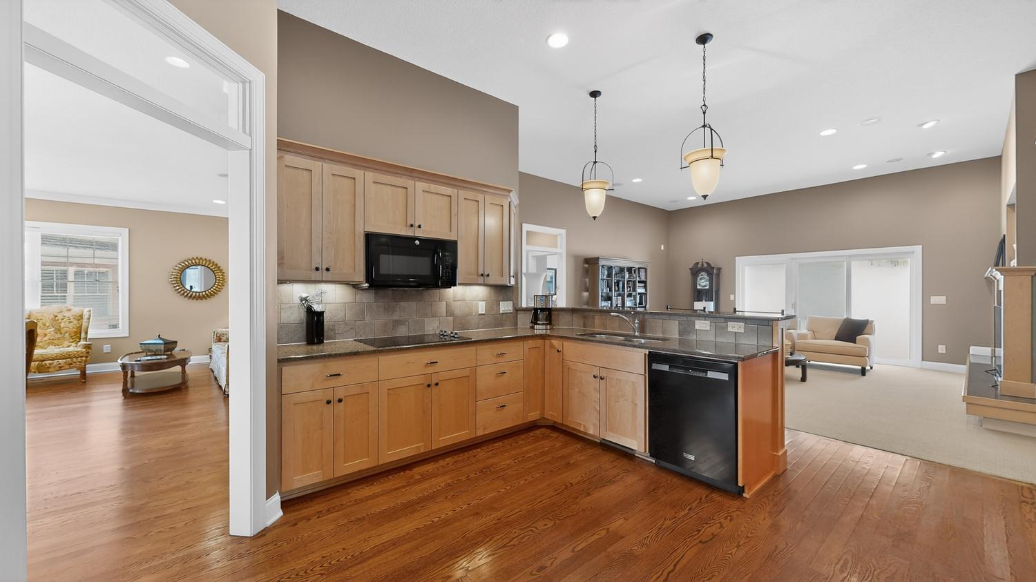 4282 Berkshire Road Southwest Rochester, MN 55902 - Photo 13 of 31