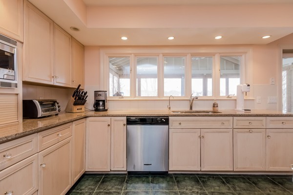 15 Souther Road Gloucester, MA 01930 - Photo 18 of 30 Gallery Image 18