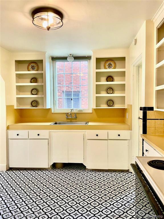 413 Cloverly Road Grosse Pointe Farms, MI 48236 - Photo 23 of 36