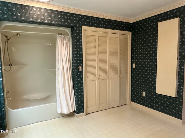 $499,900 | 226 Susong Lane, Greeneville, TN 37743