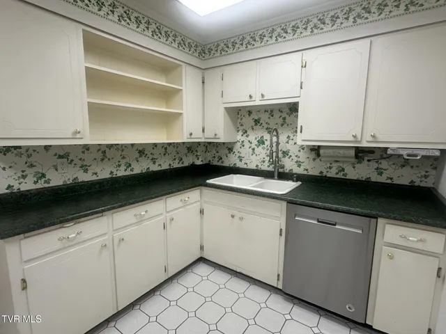 $499,900 | 226 Susong Lane, Greeneville, TN 37743