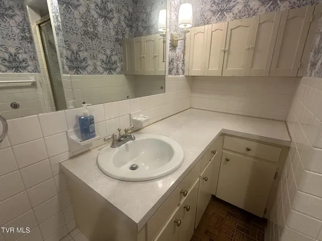 $499,900 | 226 Susong Lane, Greeneville, TN 37743