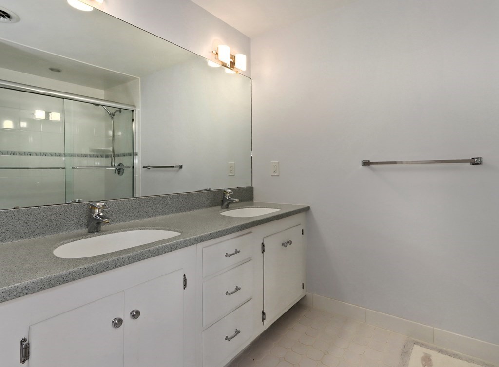 12 Deer Run Road Lincoln, MA 01773 - Photo 16 of 30