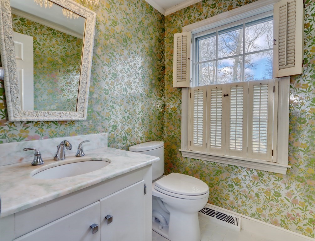 12 Deer Run Road Lincoln, MA 01773 - Photo 17 of 30