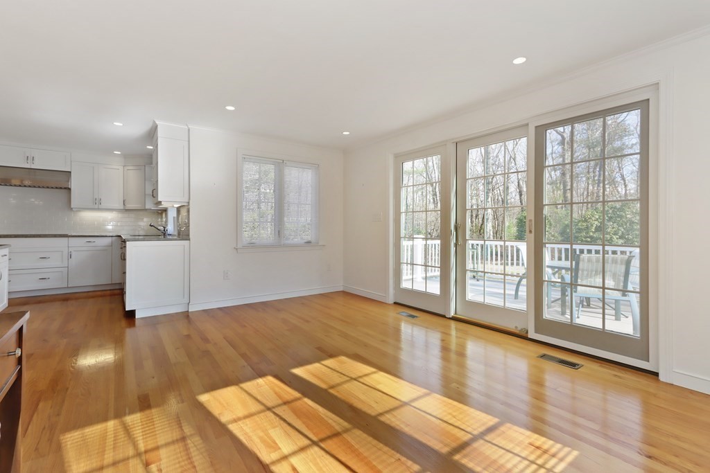 12 Deer Run Road Lincoln, MA 01773 - Photo 10 of 30