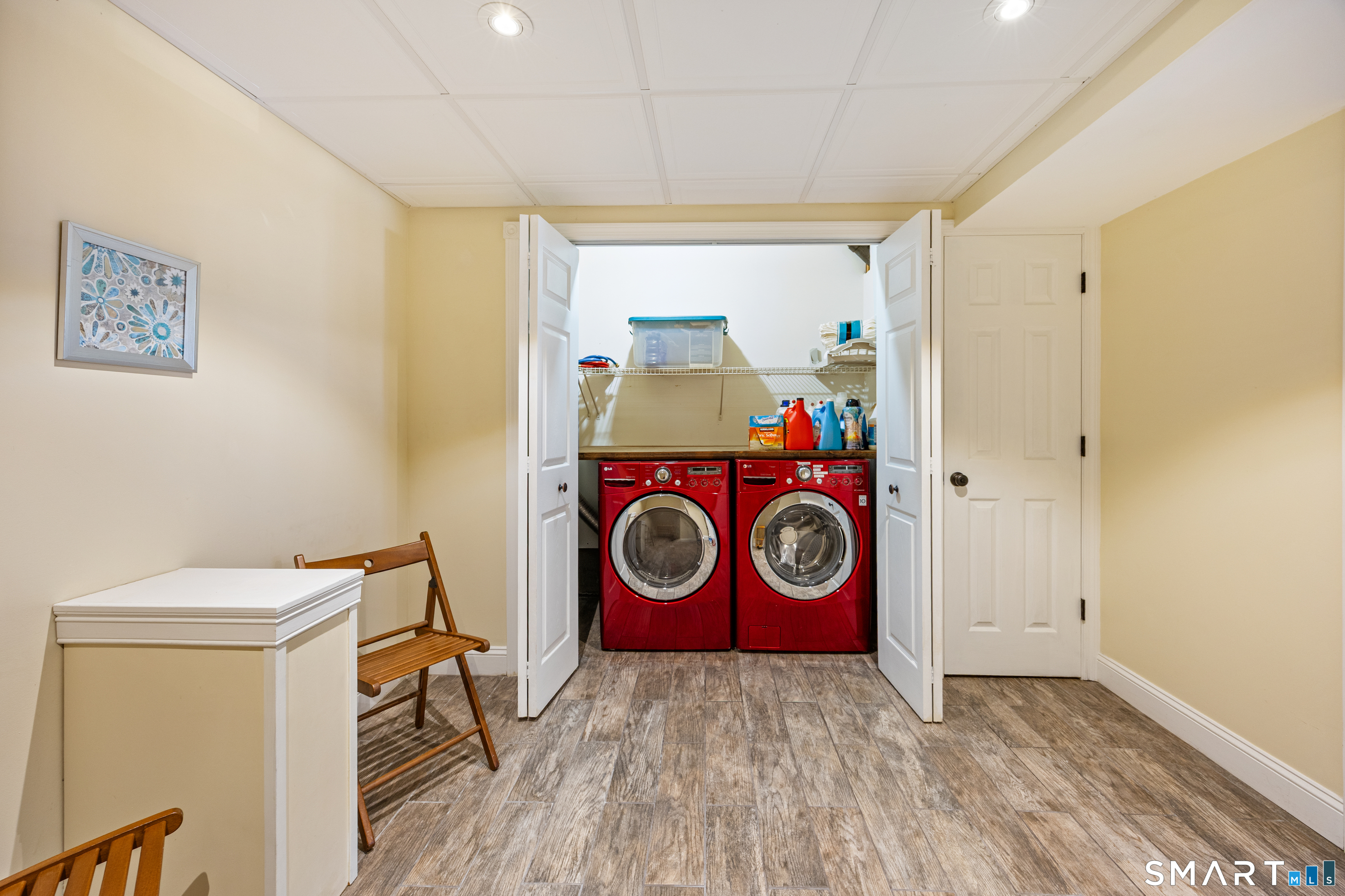 119 Taft Pointe, Unit 3 Waterbury, CT 06708 - Photo 24 of 29 Laundry room