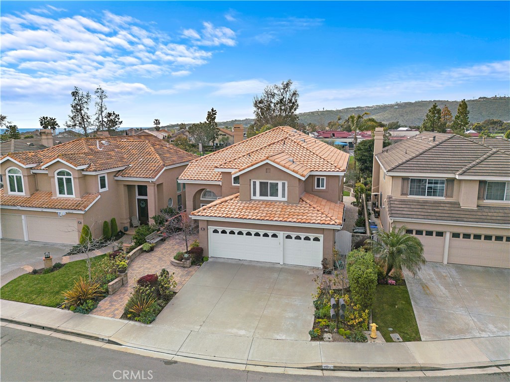 5 High Bluff Laguna Niguel, CA 92677 - Photo 47 of 64 an aerial view of a house with a yard