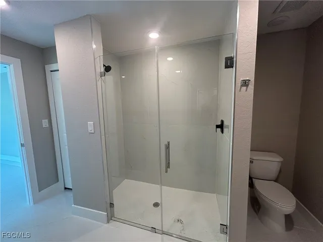 $1,995 | 3433 Northeast 11th Place, Cape Coral, FL 33909