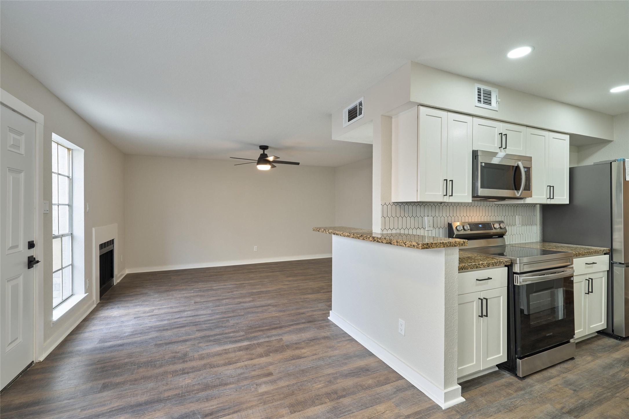 6500 Sands Point Drive, Unit 110 Houston, TX 77074 - Photo 8 of 26