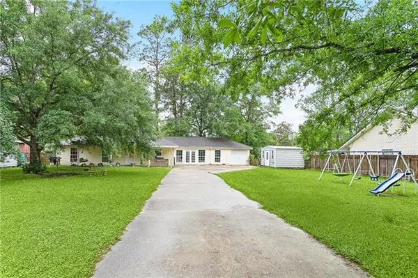 $1,900 | 2409 Crane Street, Slidell, LA 70460