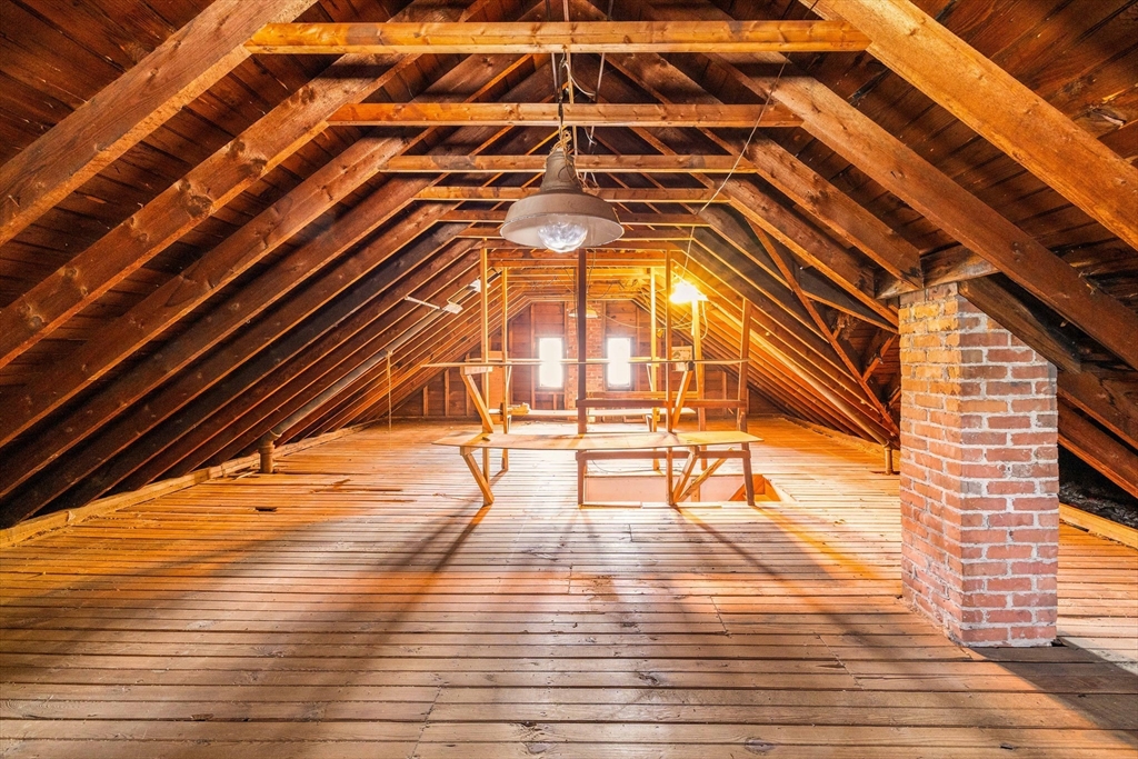 122 Bellevue Avenue Springfield, MA 01108 - Photo 31 of 32 a view of an ocean