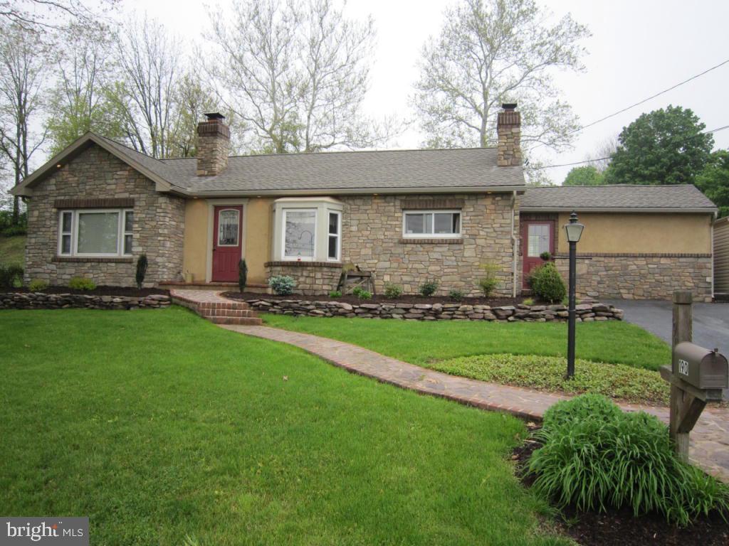 190 Clearview Road Ephrata, PA 17522 - Photo 5 of 21
